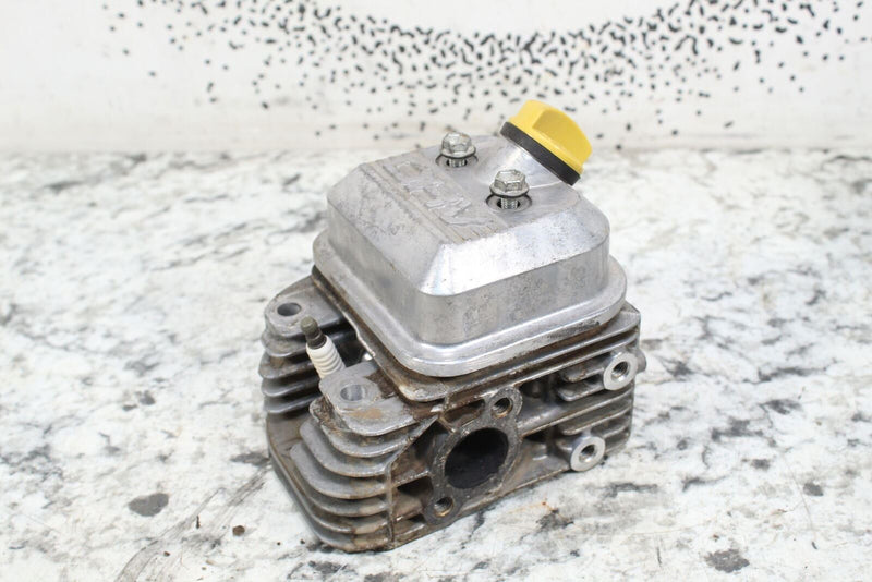 UTV - 2012 JOHN DEERE GATOR XUV 550 S4 Cylinder