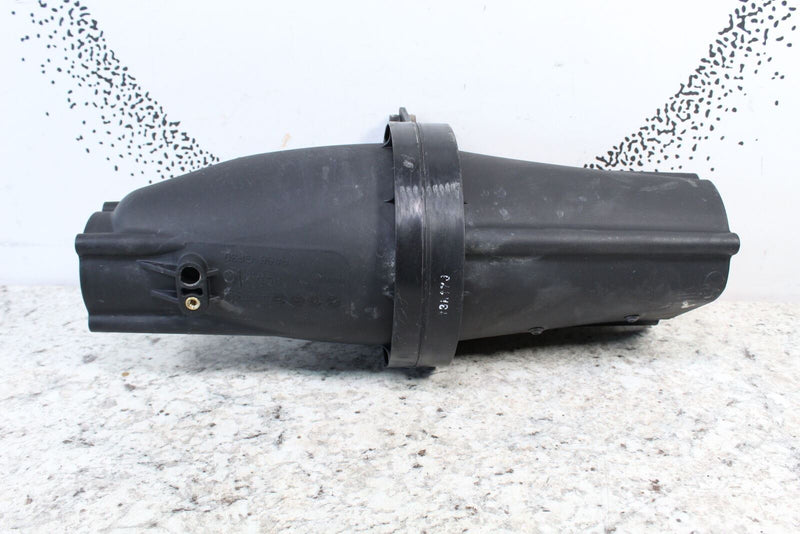 Black plastic airbox with connecting bands for Maverick 1000R 4x4 XRS air intake manifold