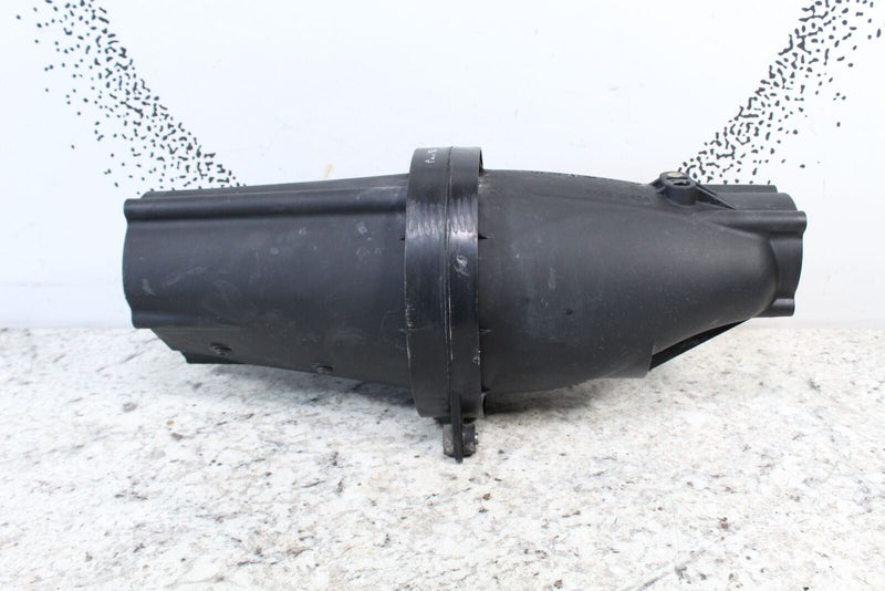 Black plastic air filter housing for Maverick 1000R 4x4 XRS air intake manifold