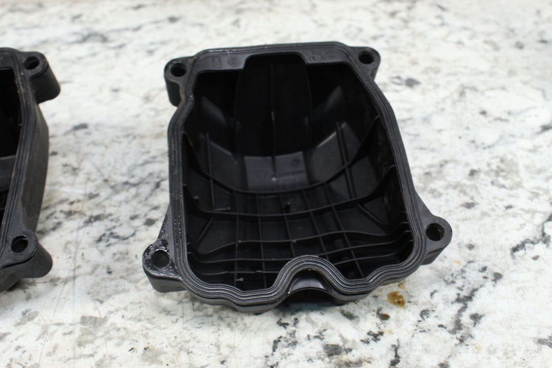 ATV - 2013 CAN-AM OUTLANDER MAX 1000 XT Cylinder Head Valve Covers 420610395