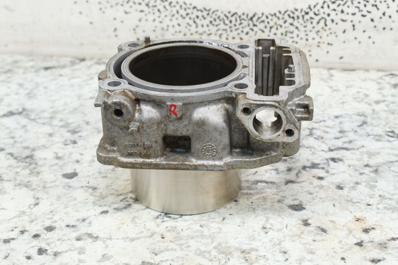 ATV - 2013 CAN-AM OUTLANDER MAX 1000 XT Front Cylinder Jug