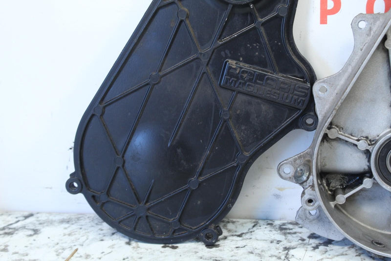 2015 POLARIS INDY 550 VOYAGER Chain Case Chaincase 5138526 - Snowmobile