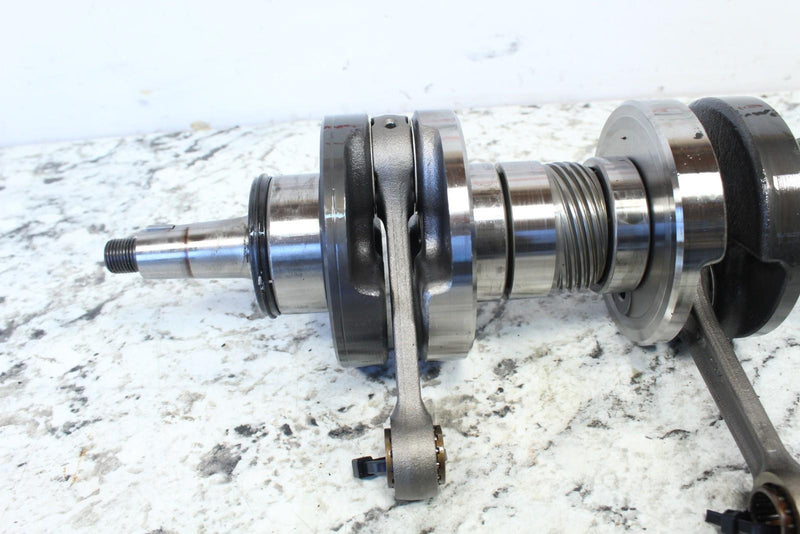 2015 POLARIS INDY 550 VOYAGER Crankshaft Crank Rods 3090385 2207581 - Snowmobile