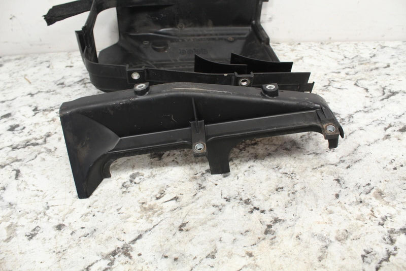 2015 POLARIS INDY 550 VOYAGER Fan Shroud 3090387 3023400 - Snowmobile