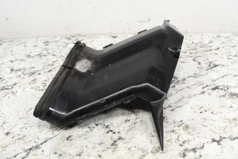 2015 POLARIS INDY 550 VOYAGER Hood Air Duct 2635346 - Snowmobile