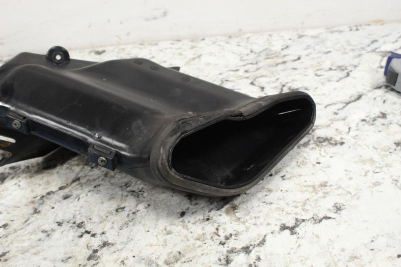 2015 POLARIS INDY 550 VOYAGER Hood Air Duct 2635346 - Snowmobile