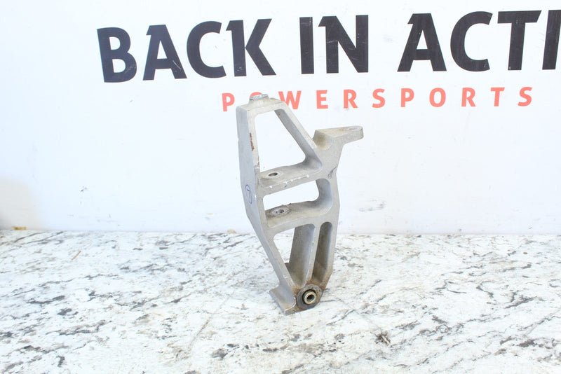 2015 POLARIS INDY 550 VOYAGER Left Spindle Knuckle Leg 1824144 - Snowmobile