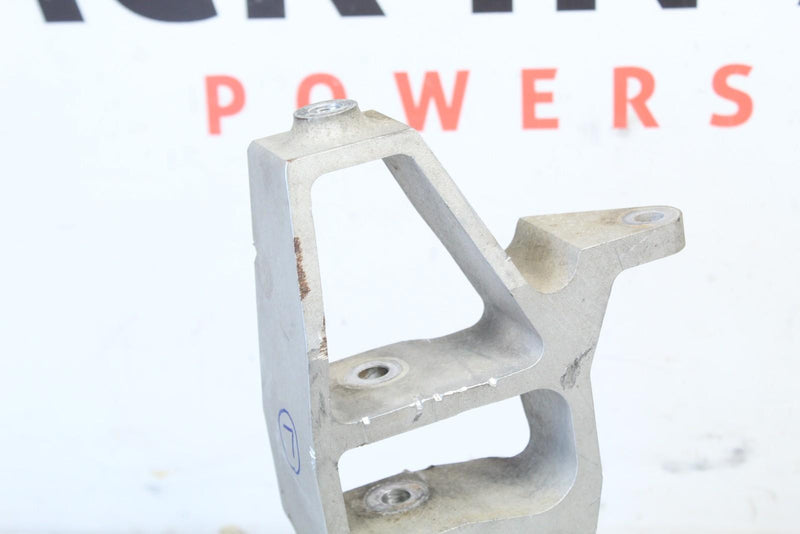 2015 POLARIS INDY 550 VOYAGER Left Spindle Knuckle Leg 1824144 - Snowmobile