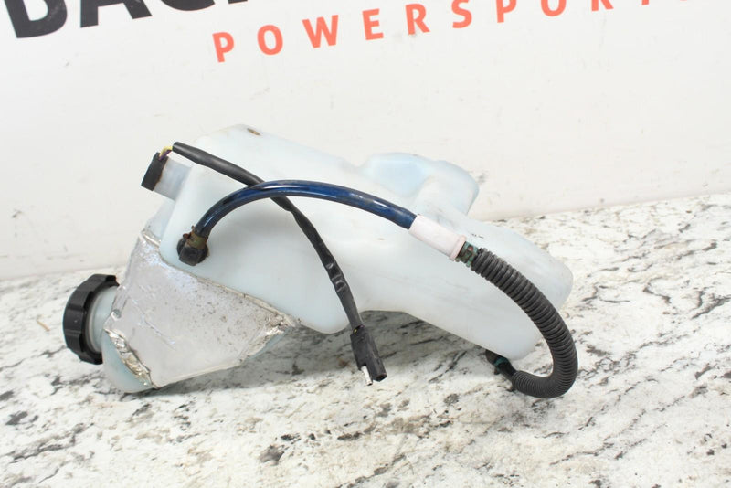 2015 POLARIS INDY 550 VOYAGER Oil Tank Reservoir 2521426 2521938 - Snowmobile