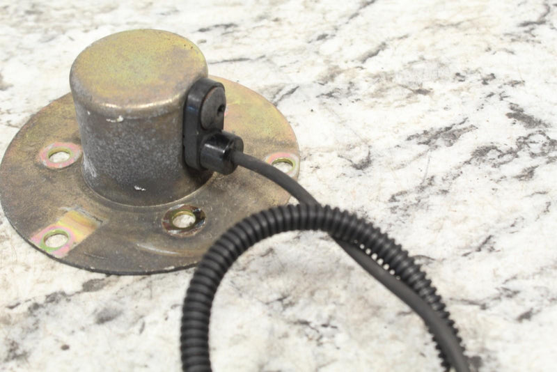 2015 POLARIS INDY 550 VOYAGER Speed Sensor Sender Pick Up 2411353 - Snowmobile