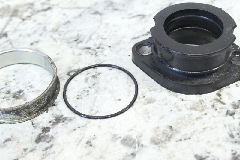 2015 POLARIS INDY 550 VOYAGER Throttle Body Adapter Intake 3085670 5416456 - Snowmobile