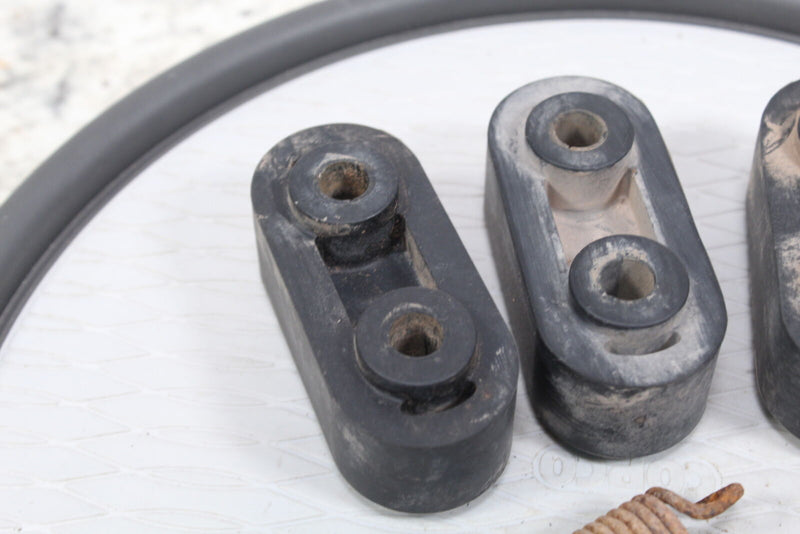2015 POLARIS RANGER XP 900 Exhaust Pipe Rubber Dampers Bumpers 5415027 - ATV
