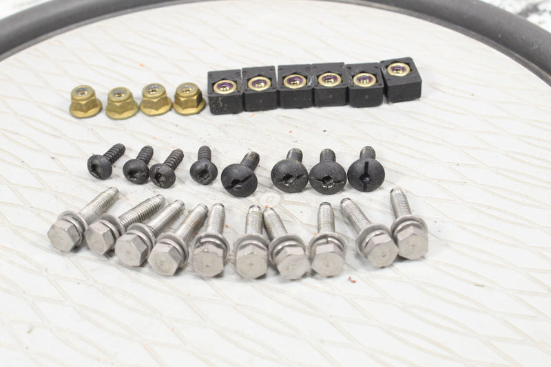 2015 YAMAHA WAVERUNNER FX CRUISER HO 1.8 Console Mounting Bolts F1X-U517E-01-00 - Watercraft