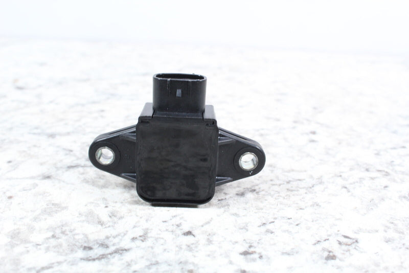2015 YAMAHA WAVERUNNER FX CRUISER HO 1.8 OEM Ignition Coil 6S5-82310-00-00 - Watercraft