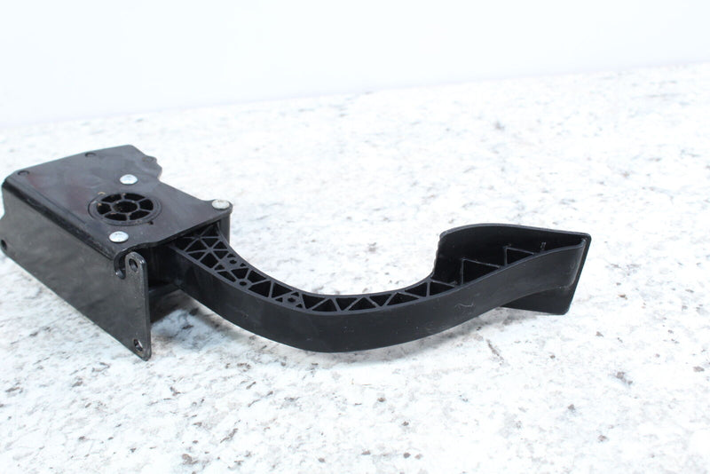 2016 POLARIS RZR XP 1000 Throttle Lever Accelerator 4014042 - ATV
