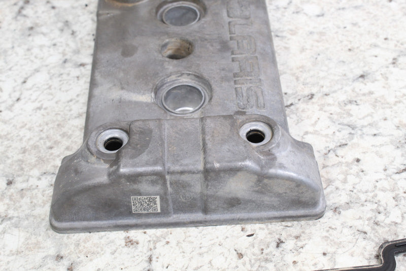 2016 POLARIS RZR XP 4 1000 Cylinder Head Valve Cover 5633264 5634650