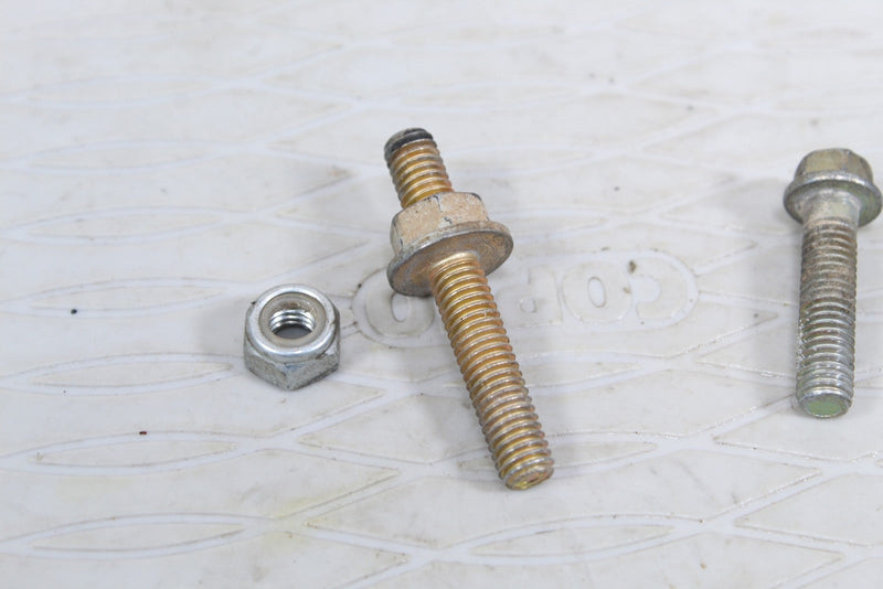 2016 POLARIS RZR XP 4 1000 Starter Mounting Bolts 7519237