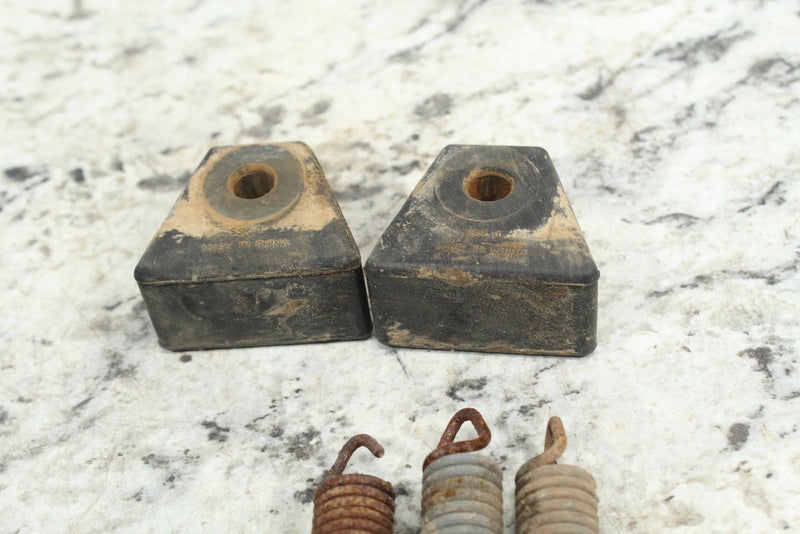 2017 POLARIS RZR TRAIL 900 50’’ Exhaust Springs Muffler Grommets 5450115 7041789