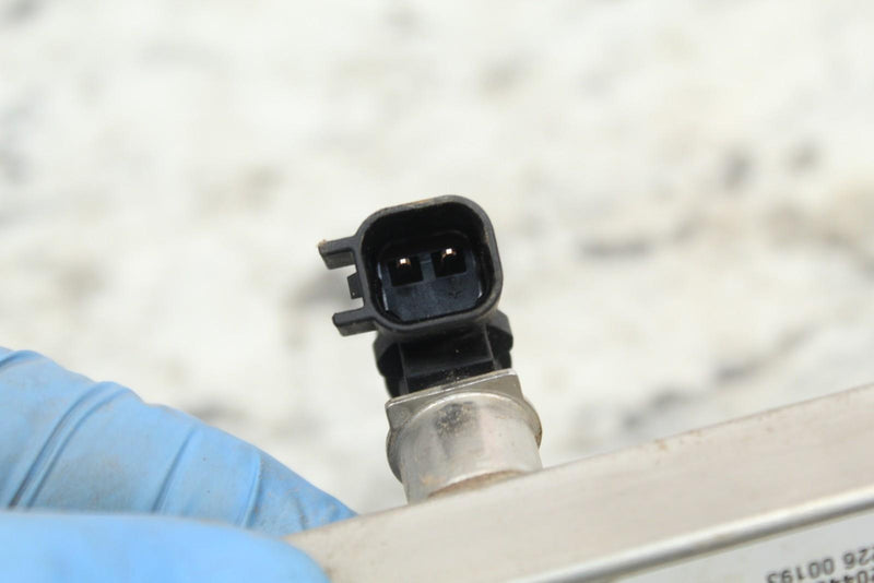 2017 POLARIS RZR TRAIL 900 50’’ Fuel Injectors & Rail 2521068