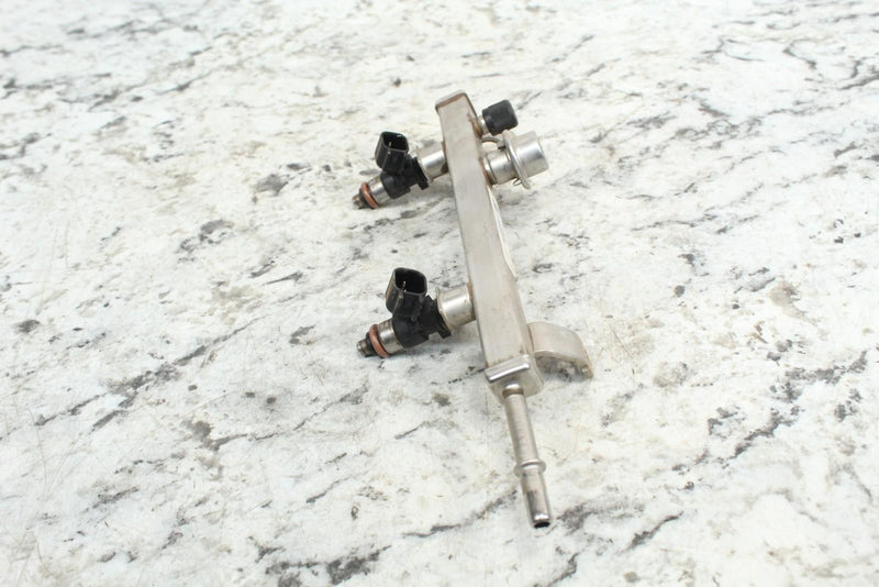 2017 POLARIS RZR TRAIL 900 50’’ Fuel Injectors & Rail 2521068