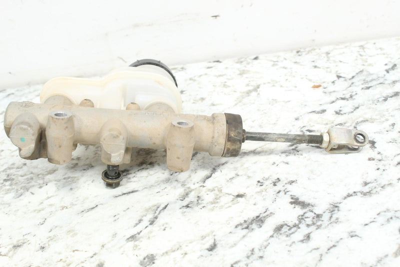 2017 POLARIS RZR TRAIL 900 50’’ Hydraulic Brake Master Cylinder 1911982