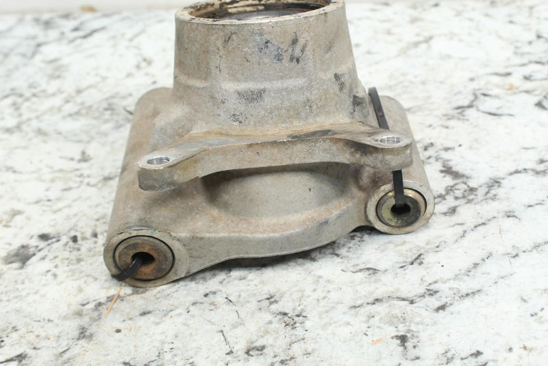 2017 POLARIS RZR TRAIL 900 50’’ Left Rear Spindle Knuckle Bearing Carrier 5139979