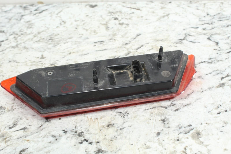 2017 POLARIS RZR TRAIL 900 50’’ Left Taillight Brake Light Tail 2412341