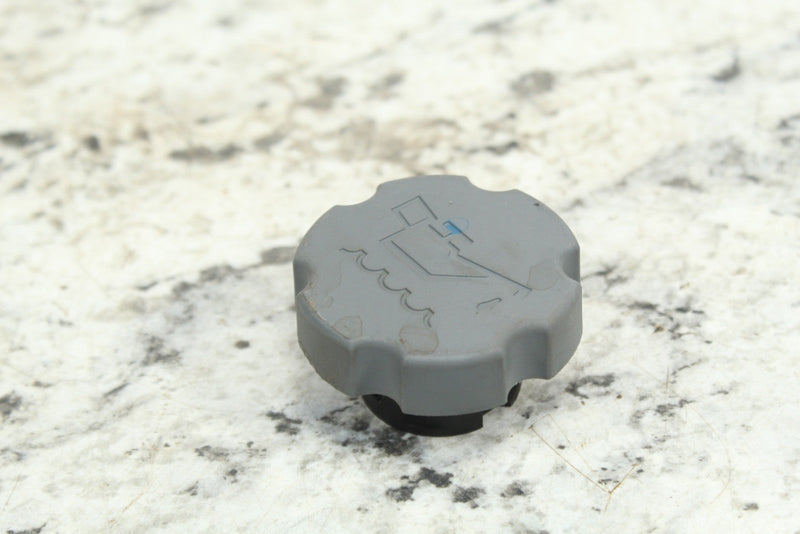 2017 POLARIS RZR TRAIL 900 50’’ Oil Fill Cap 1205012
