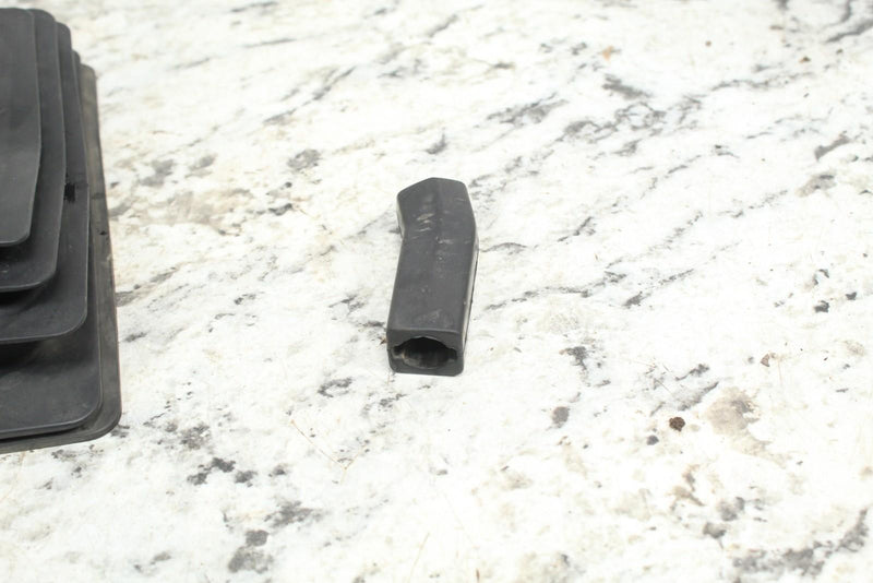 2017 POLARIS RZR TRAIL 900 50’’ shift lever boot shifter 5415700