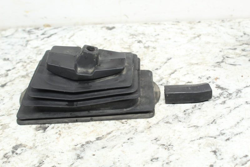 2017 POLARIS RZR TRAIL 900 50’’ shift lever boot shifter 5415700