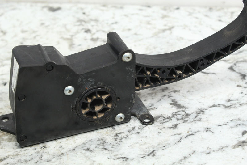 2017 POLARIS RZR TRAIL 900 50’’ Throttle Lever Accelerator Pedal 4014042