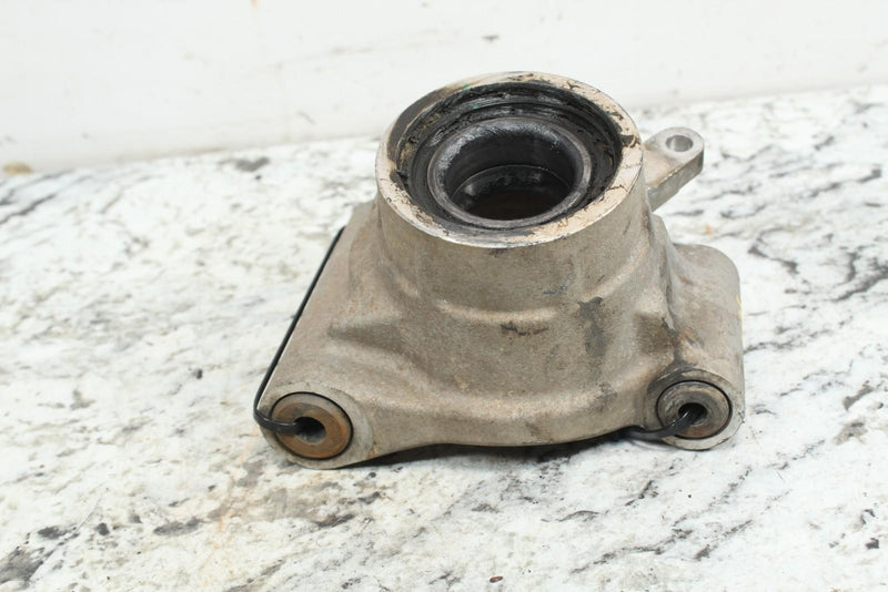 2017 POLARIS RZR TRAIL 900 Right Rear Spindle Knuckle Bearing Carrier 5139980