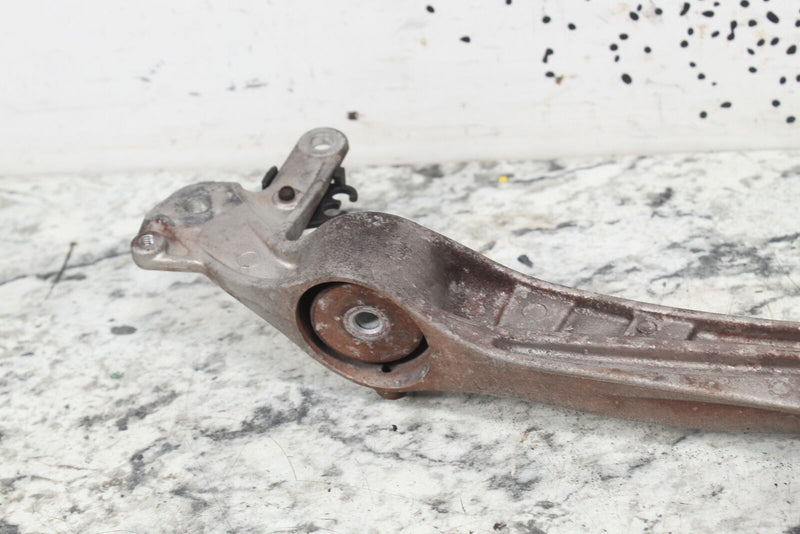 2017 SKI-DOO SUMMIT 850 SP Jackshaft Clutch Driven Support Bracket 518328693 - Snowmobile