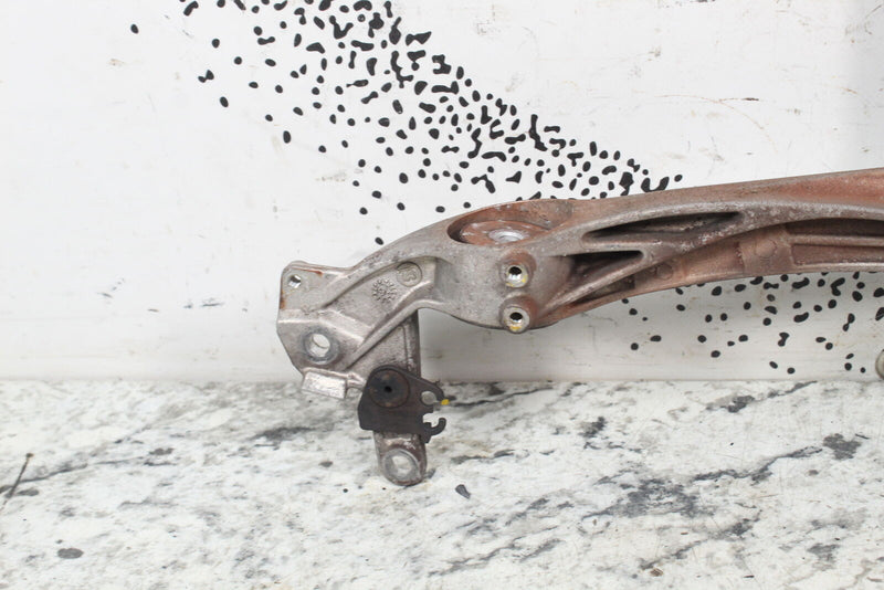 2017 SKI-DOO SUMMIT 850 SP Jackshaft Clutch Driven Support Bracket 518328693 - Snowmobile