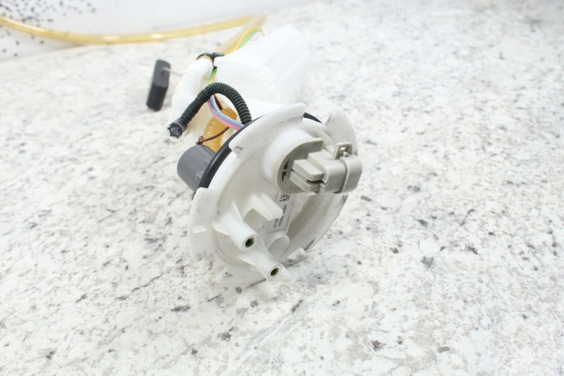2017 SKI-DOO SUMMIT X 850 Fuel Pump 513033760 - Snowmobile
