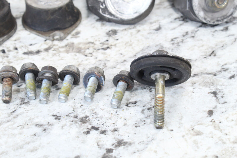 2017 SKI-DOO SUMMIT X 850 Motor Mounts Engine Brackets 512060729 - Snowmobile