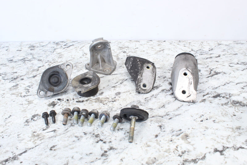 2017 SKI-DOO SUMMIT X 850 Motor Mounts Engine Brackets 512060729 - Snowmobile