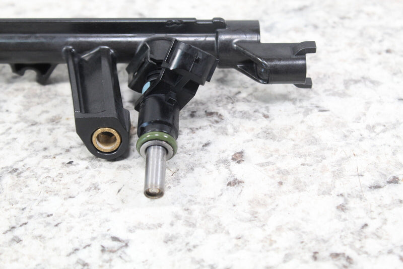 2017 SKI-DOO SUMMIT X 850 OEM Injectors and Fuel Rail 420874842 420874152 - Snowmobile