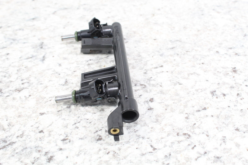 2017 SKI-DOO SUMMIT X 850 OEM Injectors and Fuel Rail 420874842 420874152 - Snowmobile