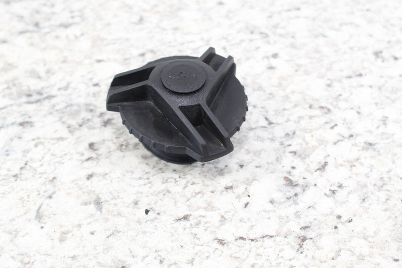 2017 SKI-DOO SUMMIT X 850 Oil Tank Cap Lid 519000315 - Snowmobile