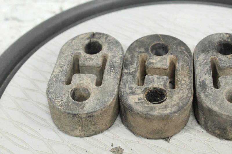 2018 ARCTIC CAT TEXTRON STAMPEDE X Muffler Isolators Supports 652412