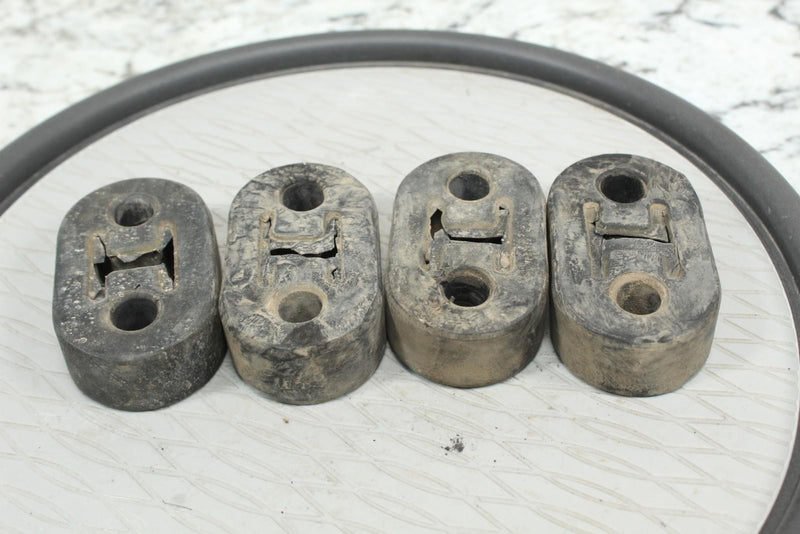 2018 ARCTIC CAT TEXTRON STAMPEDE X Muffler Isolators Supports 652412