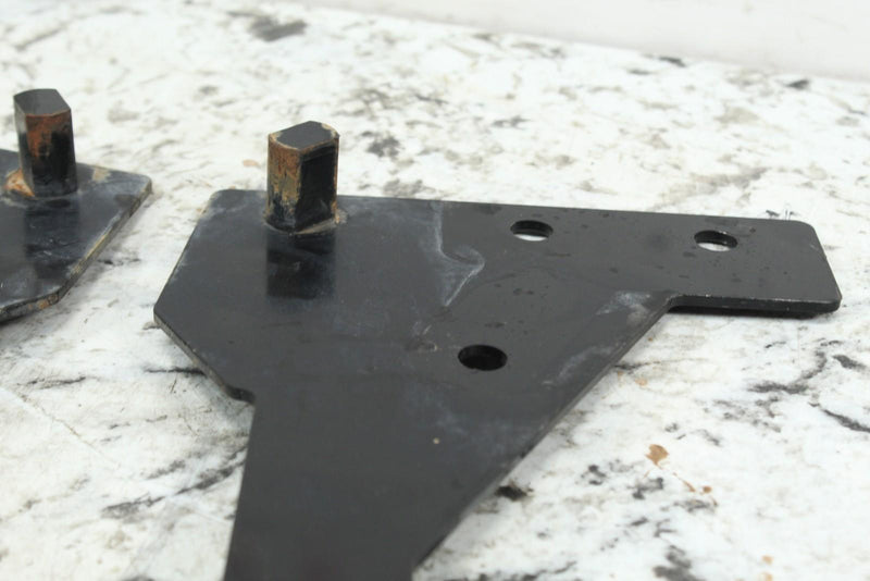 2018 ARCTIC CAT TEXTRON STAMPEDE X Tailgate Brackets Supports 644842G1390 - ATV