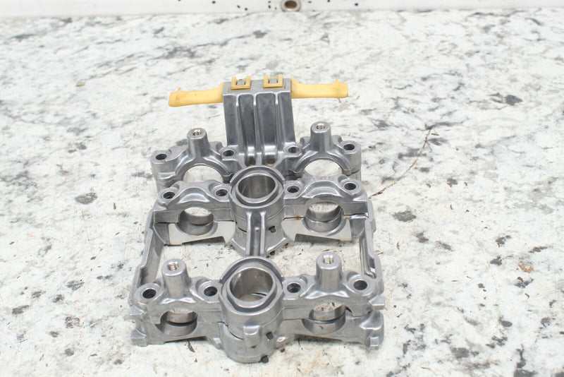2018 SKI-DOO GRAND TOURING 600 SPORT ACE Camshaft Holders 420911035 - Snowmobile