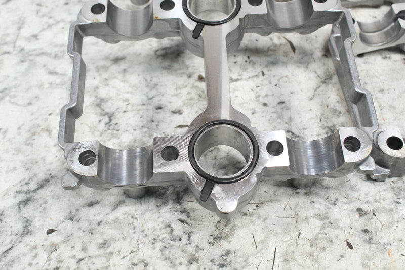 2018 SKI-DOO GRAND TOURING 600 SPORT ACE Camshaft Holders 420911035 - Snowmobile