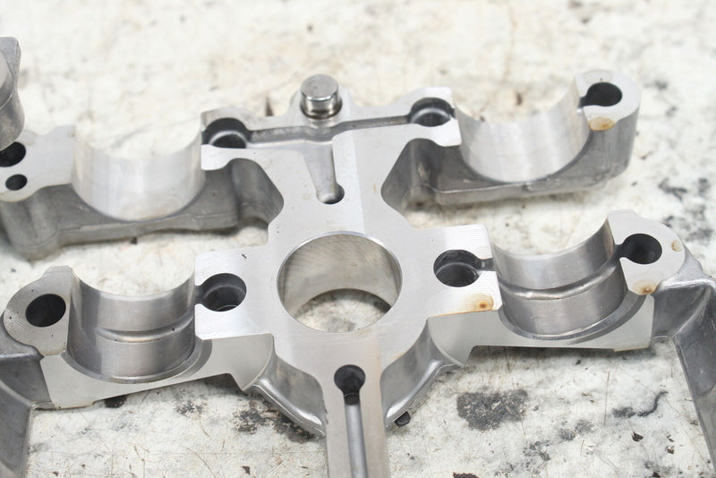 2018 SKI-DOO GRAND TOURING 600 SPORT ACE Camshaft Holders 420911035 - Snowmobile