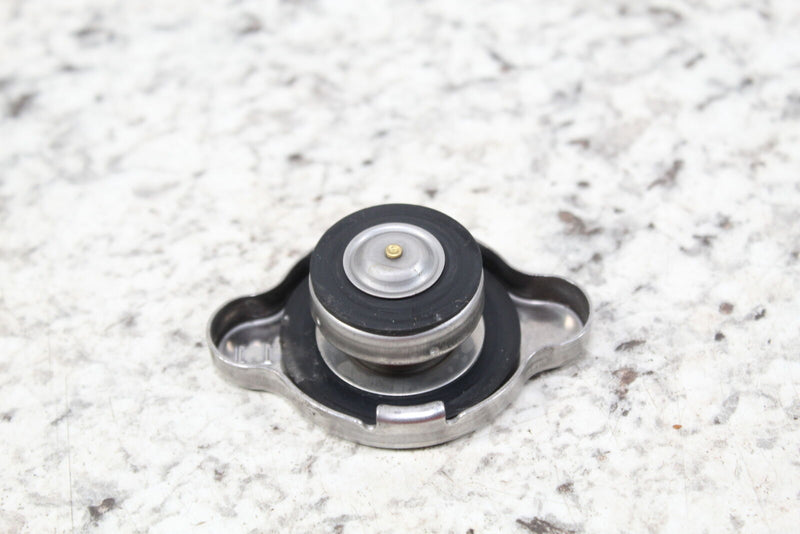 2018 SKI-DOO SUMMIT X 850 Coolant Antifreeze Bottle Cap Lid 509000180 ’ - Snowmobile