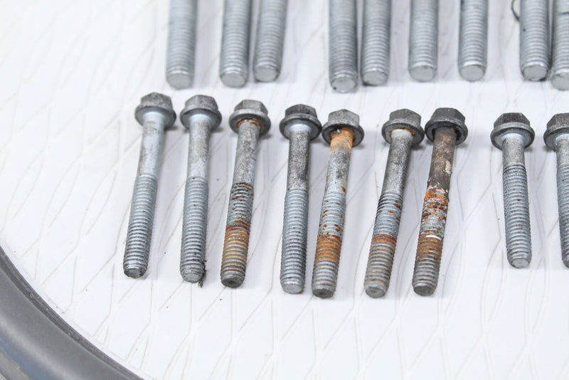 2018 SKI-DOO SUMMIT X 850 Crankcase Mounting Bolts Cases 420941517 420941627 - Snowmobile