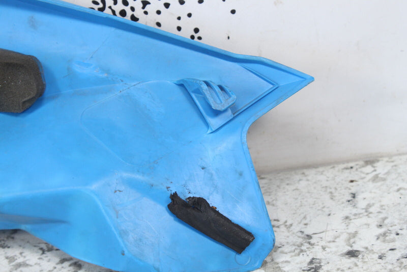 2018 SKI-DOO SUMMIT X 850 Right Hood Lid 517306391 - Snowmobile
