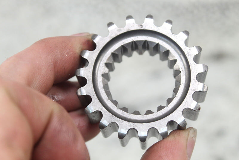 2019 ARCTIC CAT M8000 MOUNTAIN CAT ALPHA Upper Chain Case Sprocket 3602-006 19T - Snowmobile